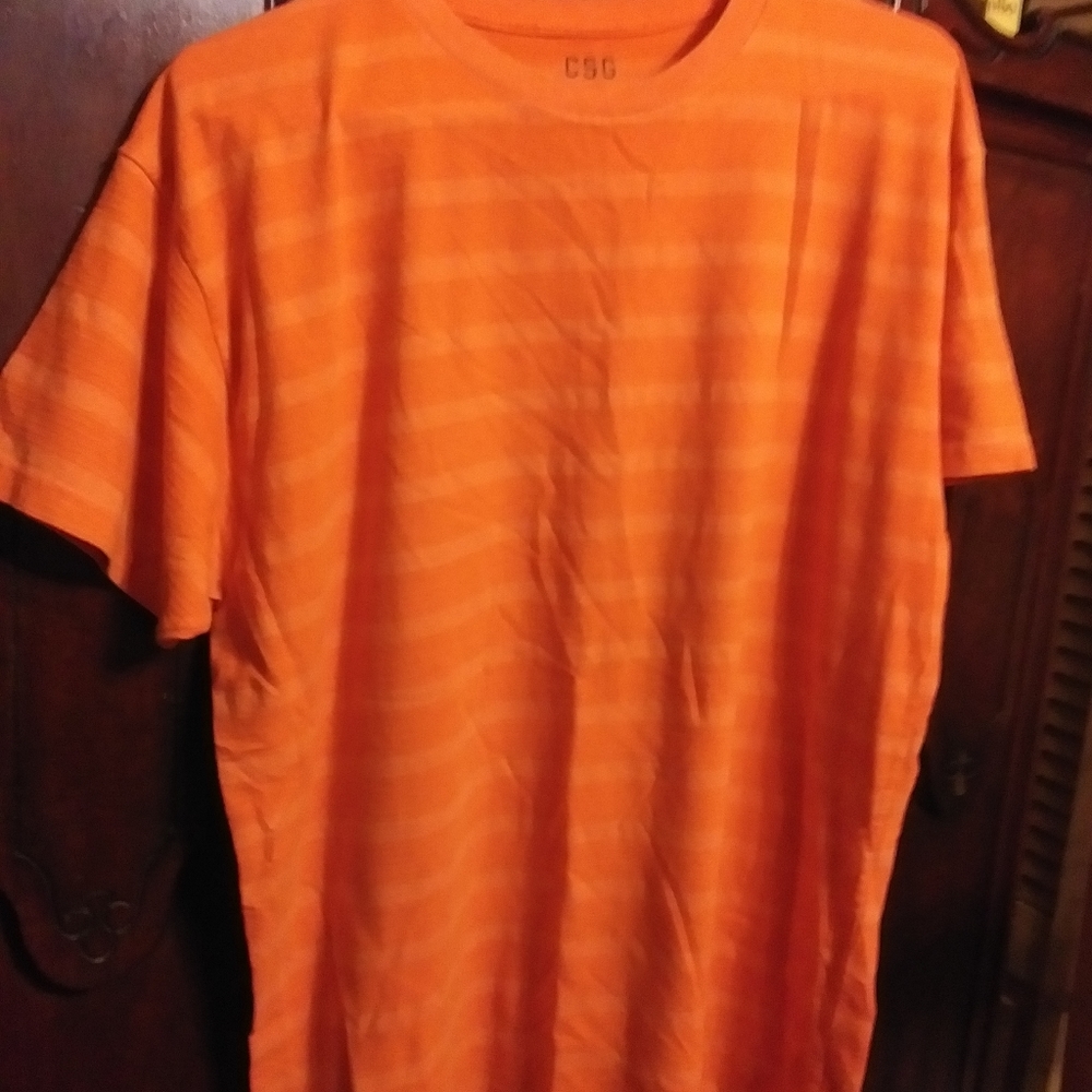 T-SHIRT - Picture 2 of 4